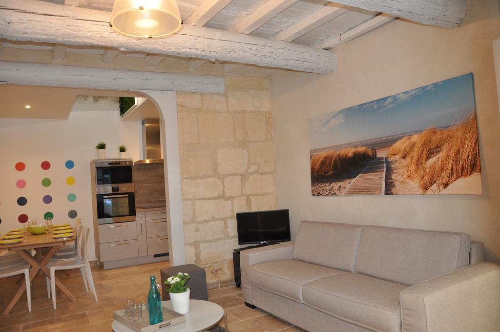 Holiday In Arles -Maison Du Centre Historique ภายนอก รูปภาพ