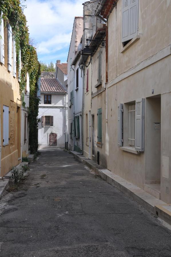 Holiday In Arles -Maison Du Centre Historique ภายนอก รูปภาพ